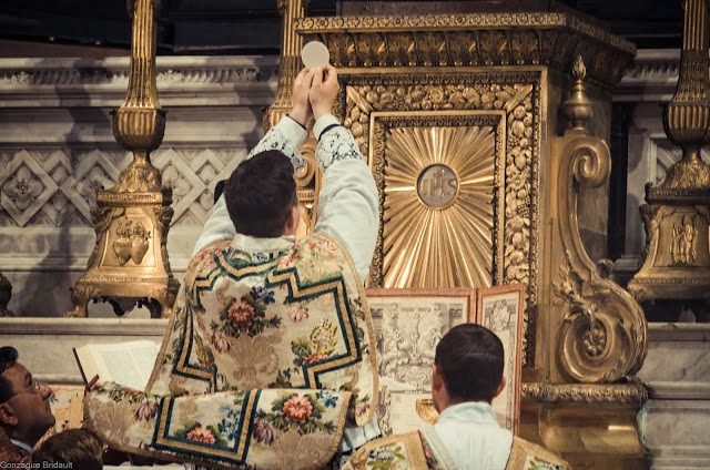 Traditional Latin Mass